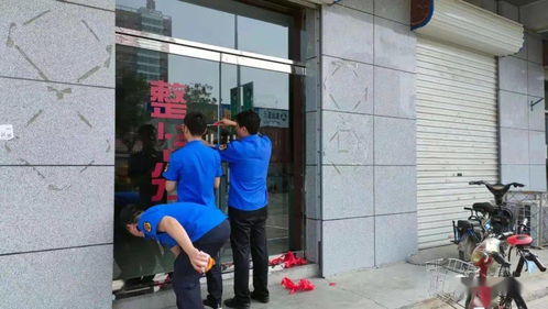 守護城市“顏值” 整治違規(guī)戶外廣告與占道經(jīng)營是一場雙向共贏的努力